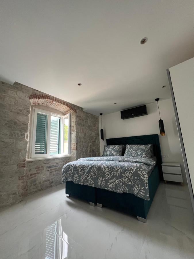 Madonna Apartment Split Exterior photo