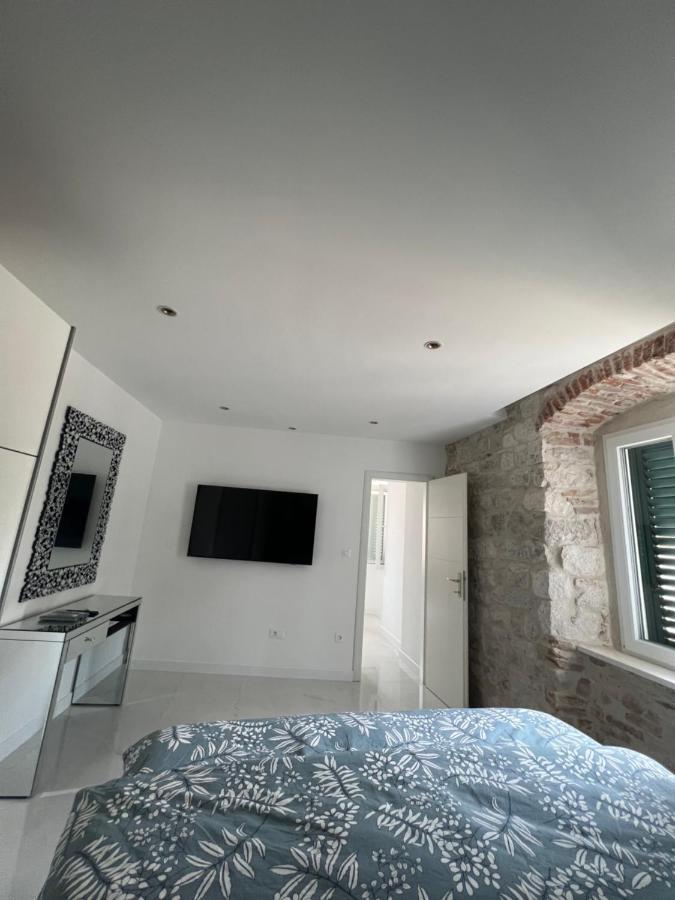 Madonna Apartment Split Exterior photo